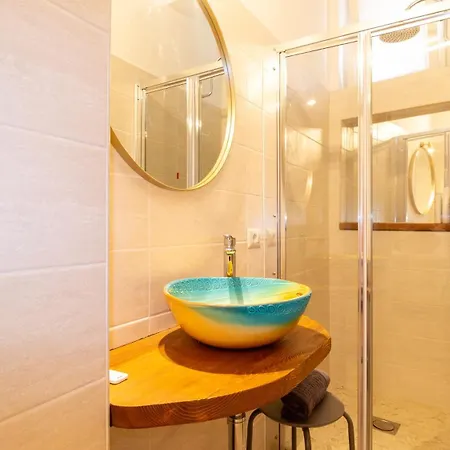 Depandance Eleonora-luxury Affittacamere 3*